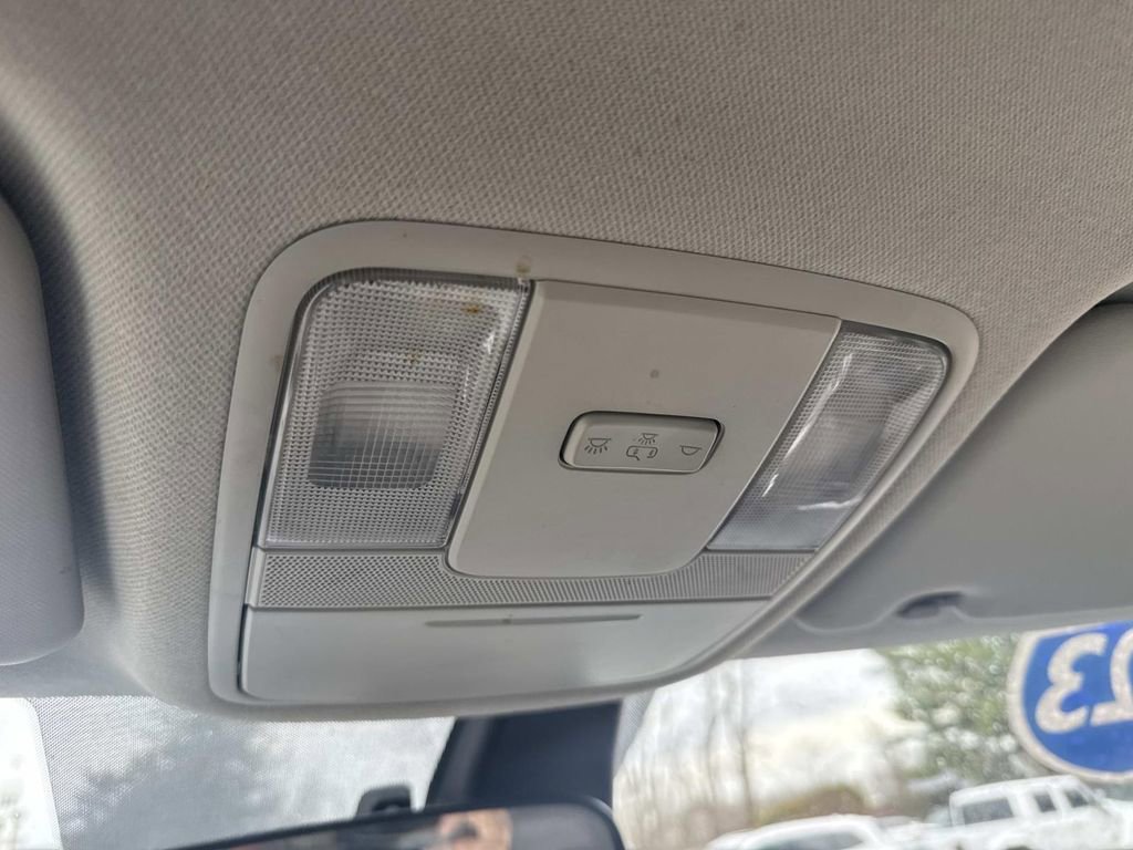 Used 2023 Kia Soul LX image 24