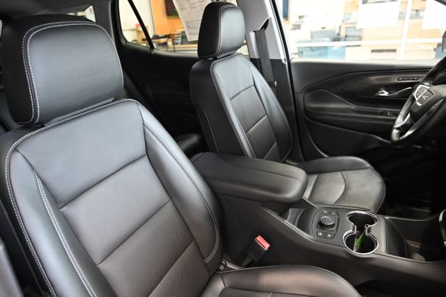 Used 2023 GMC Terrain SLT FWD image 8
