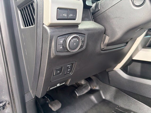 Used 2019 Ford F250 Lariat w/ Lariat Ultimate Package AWD/4WD image 23