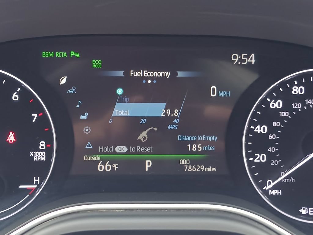 Used 2021 Toyota Avalon Limited w/ Advanced Safety Package FWD image 13