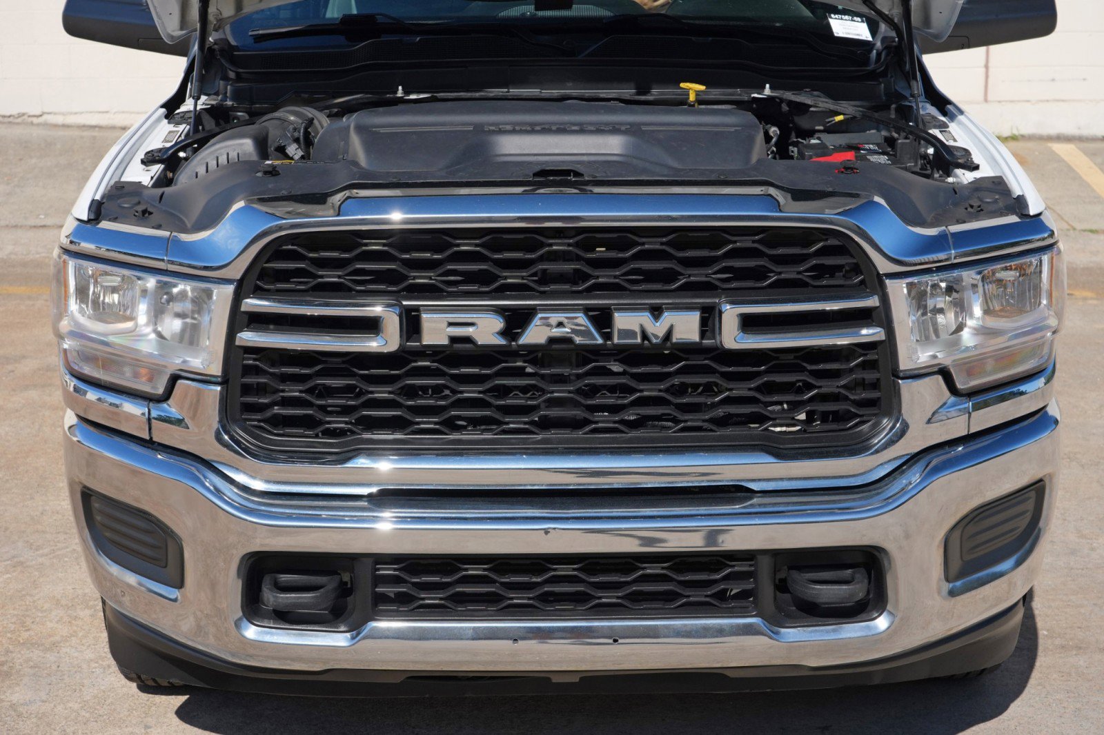 Used 2021 RAM 3500 Tradesman w/ Chrome Appearance Group AWD/4WD image 7