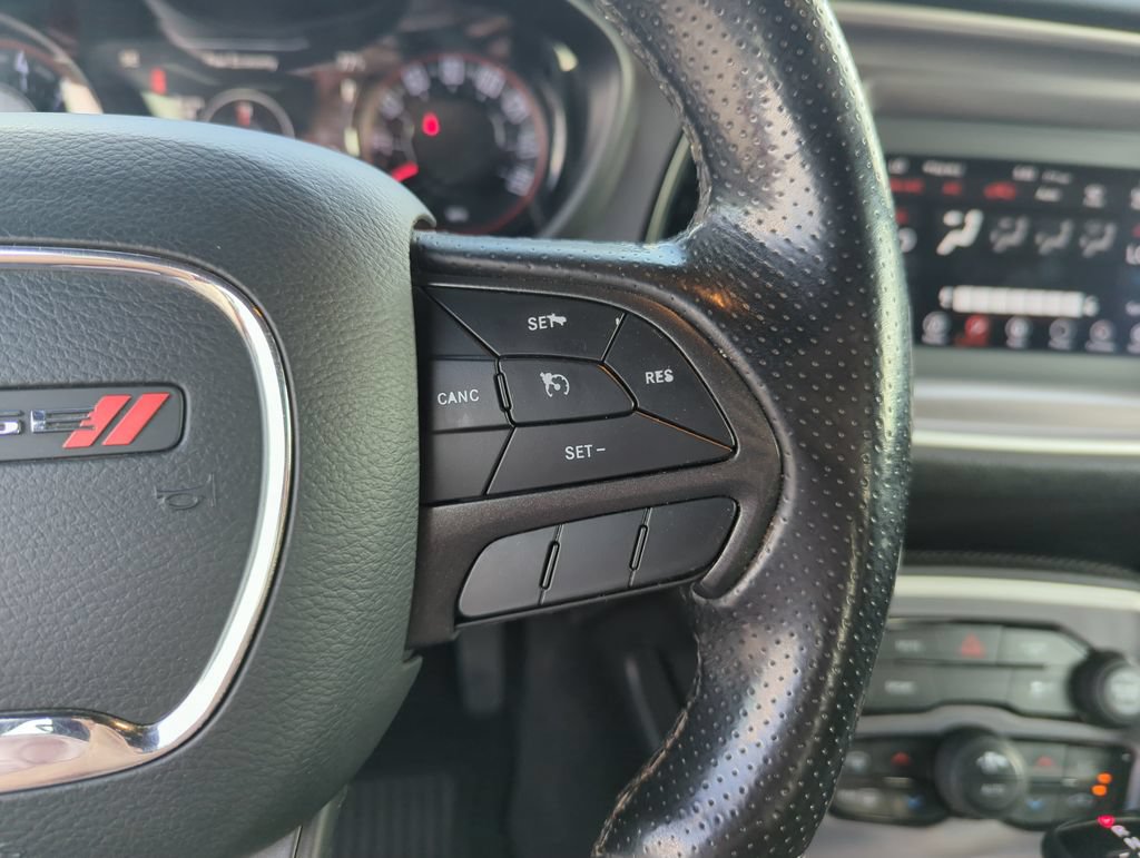 Used 2019 Dodge Challenger SXT w/ Blacktop Package RWD image 18