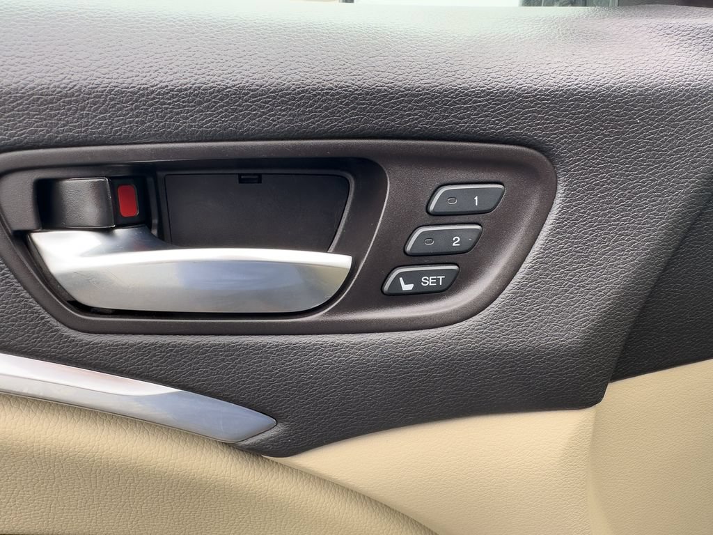 Used 2020 Acura MDX SH-AWD image 23
