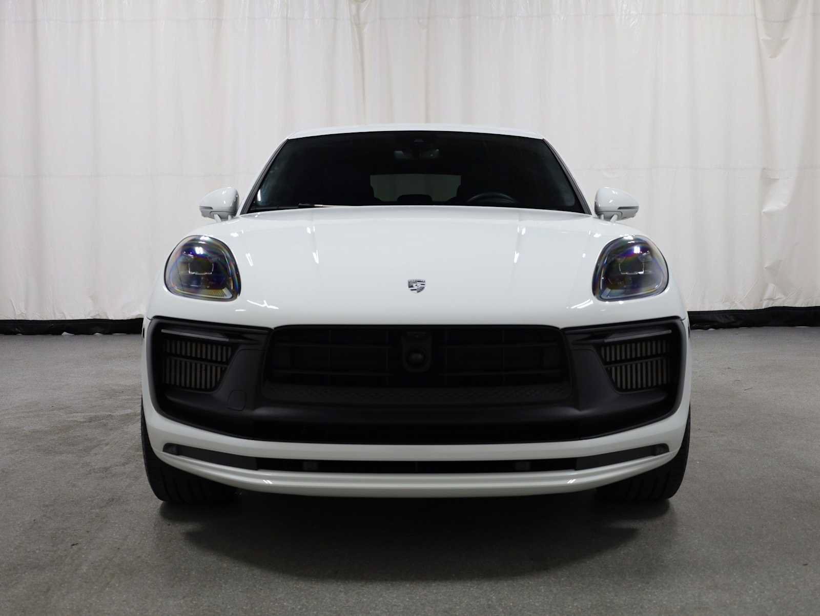 Certified 2023 Porsche Macan GTS AWD/4WD image 14