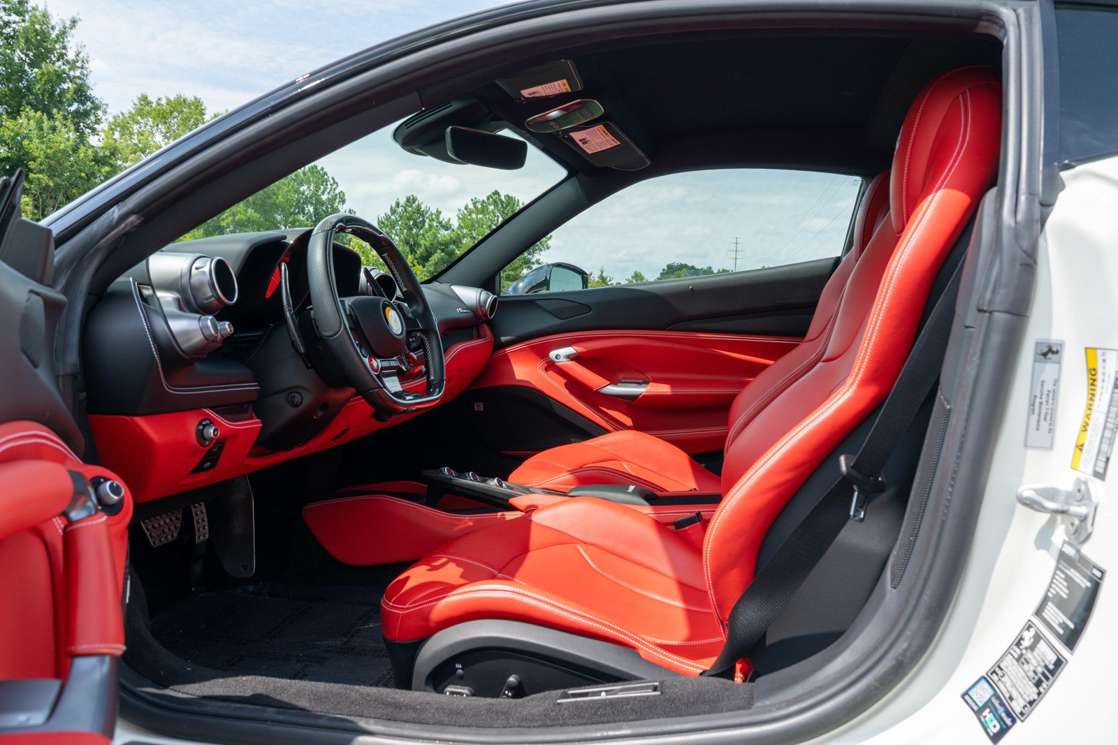 Used 2022 Ferrari F8 Tributo RWD image 27