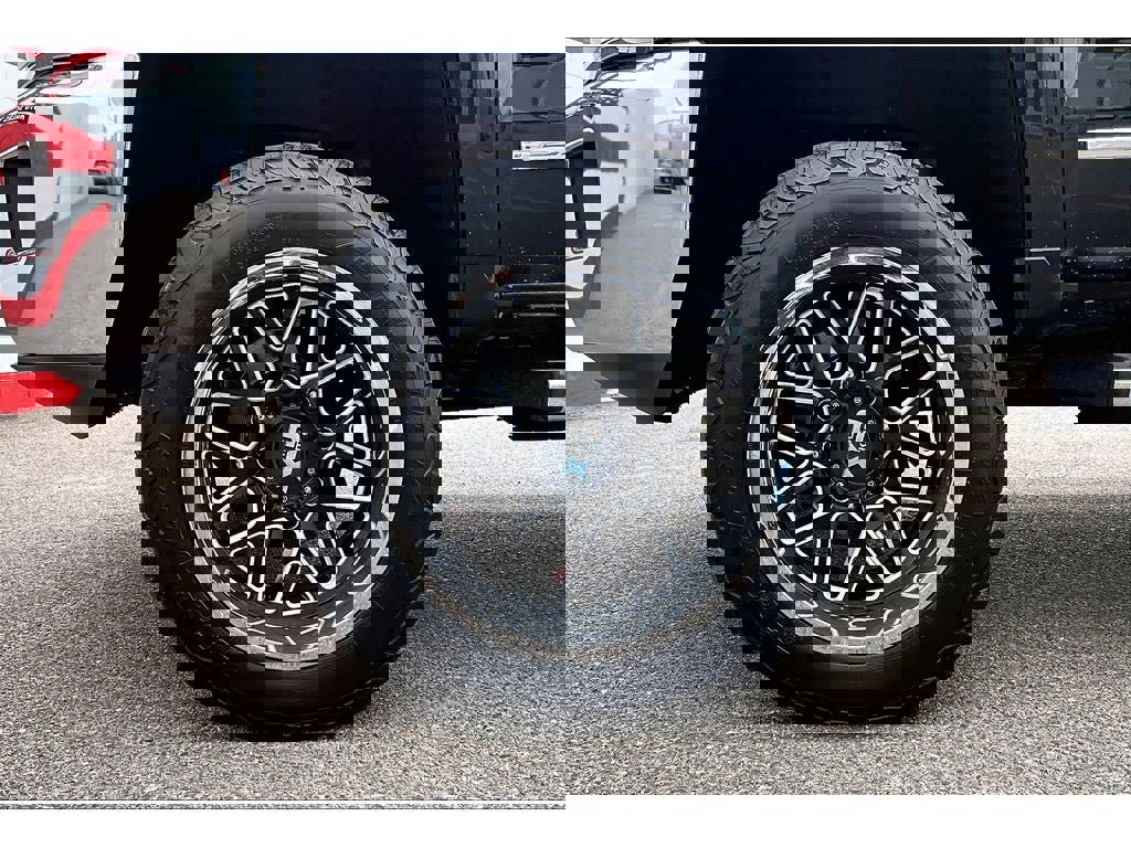 Used 2015 Chevrolet Silverado 2500 LTZ w/ Duramax Plus Package AWD/4WD image 9