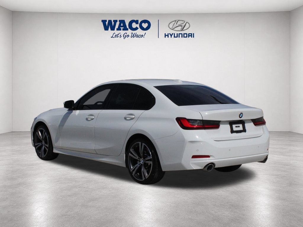 Used 2023 BMW 330i Sedan w/ Premium Package RWD image 7