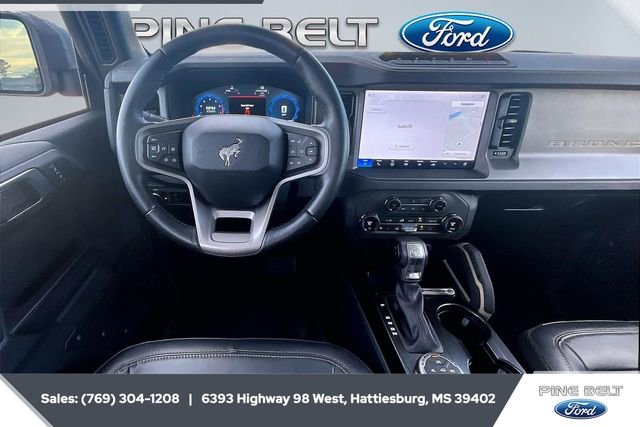 Used 2025 Ford Bronco Badlands image 5