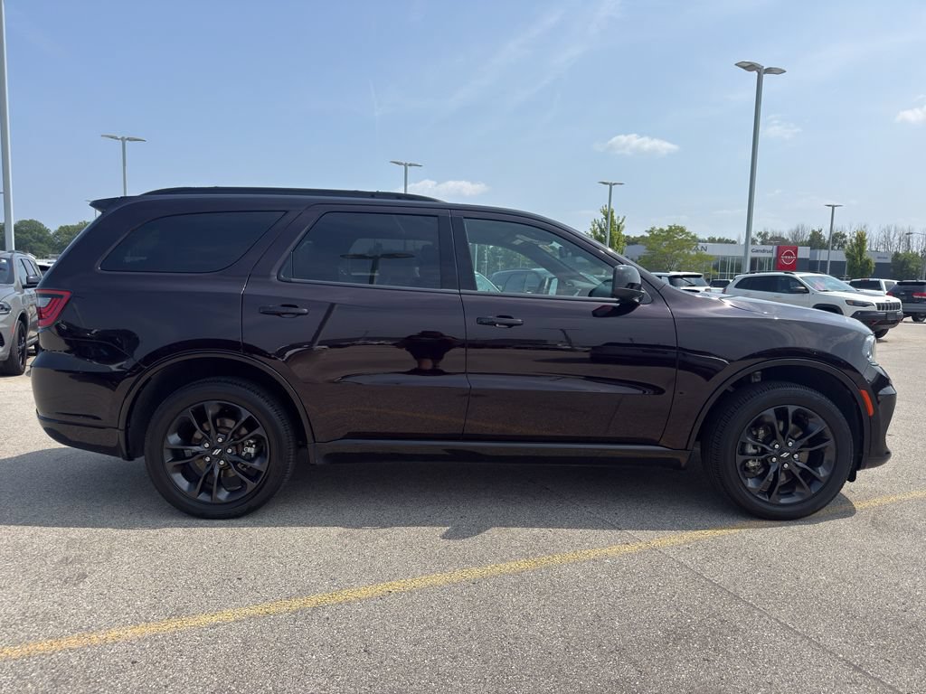 Used 2025 Dodge Durango GT w/ Blacktop Package AWD/4WD image 4