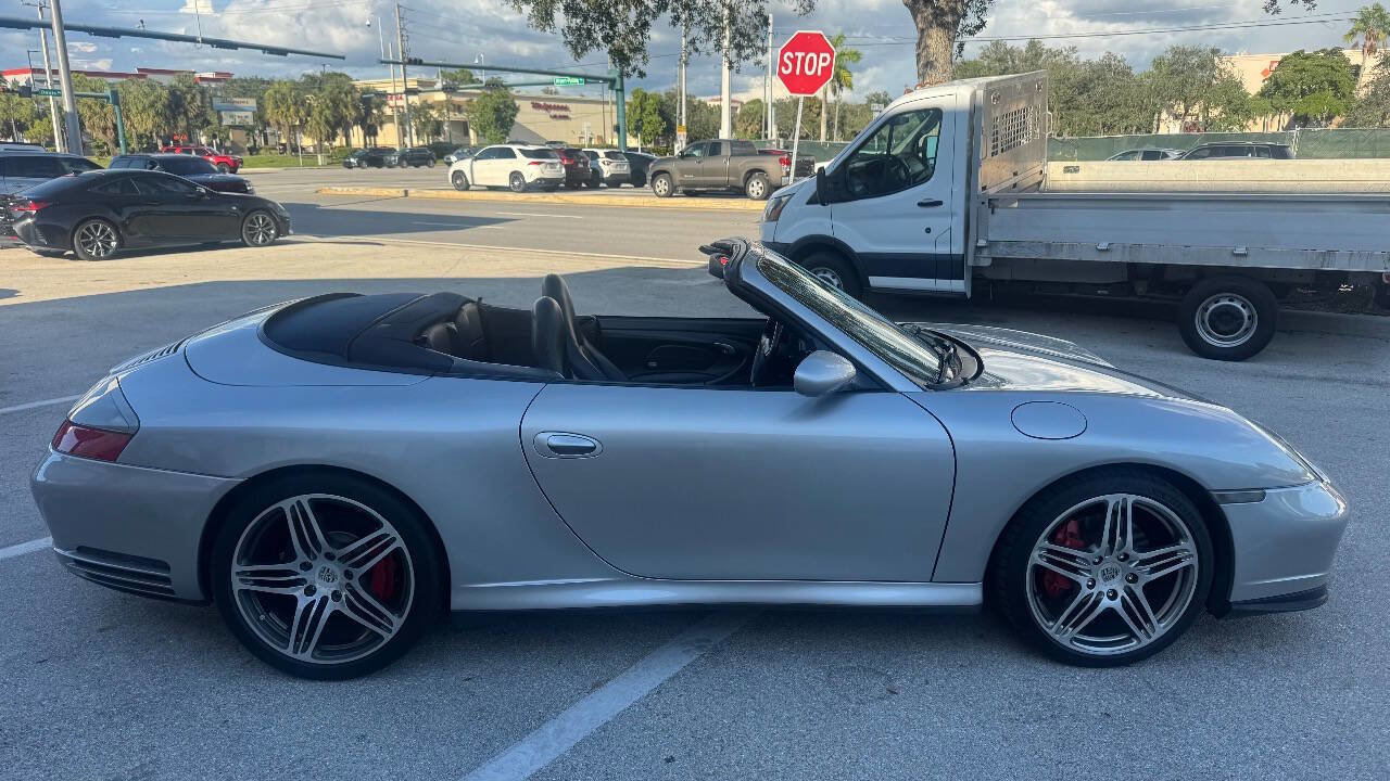 Used 2004 Porsche 911 Carrera 4S image 3