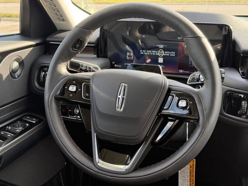 New 2026 Lincoln Aviator Reserve image 9