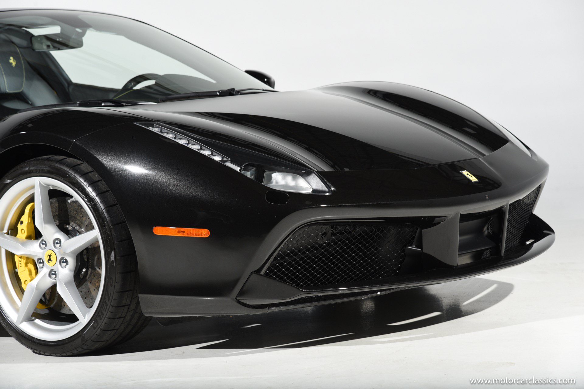 Used 2016 Ferrari 488 Spider RWD image 15