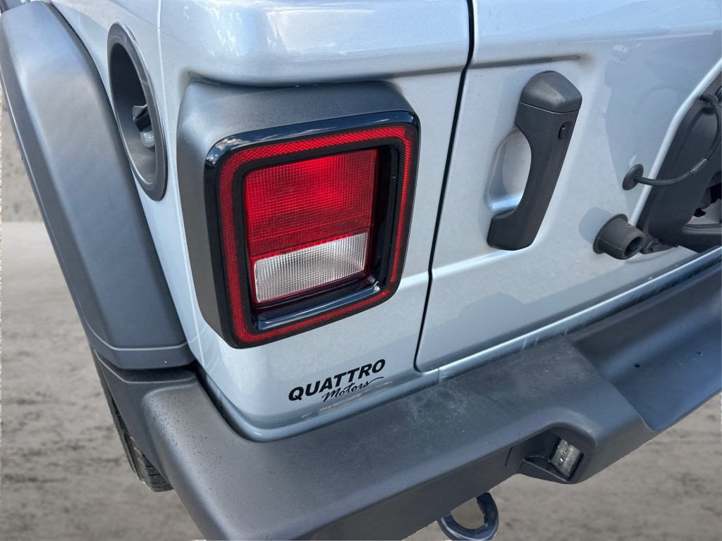Used 2022 Jeep Wrangler Unlimited Sport AWD/4WD image 22