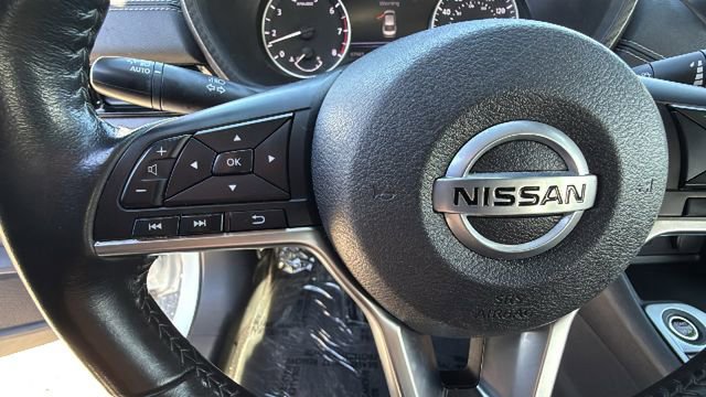 Used 2022 Nissan Sentra SV w/ Trunk Package image 17