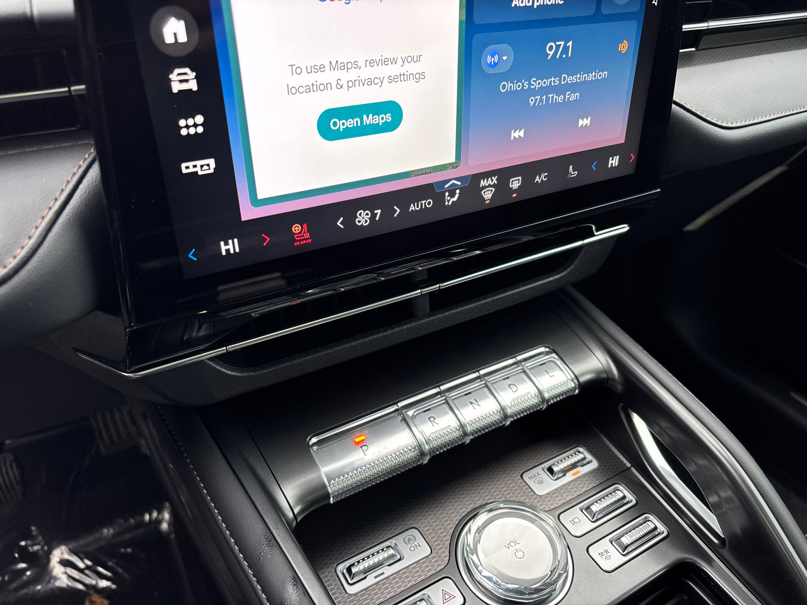 New 2026 Lincoln Nautilus Premier w/ Equipment Group 102A image 23