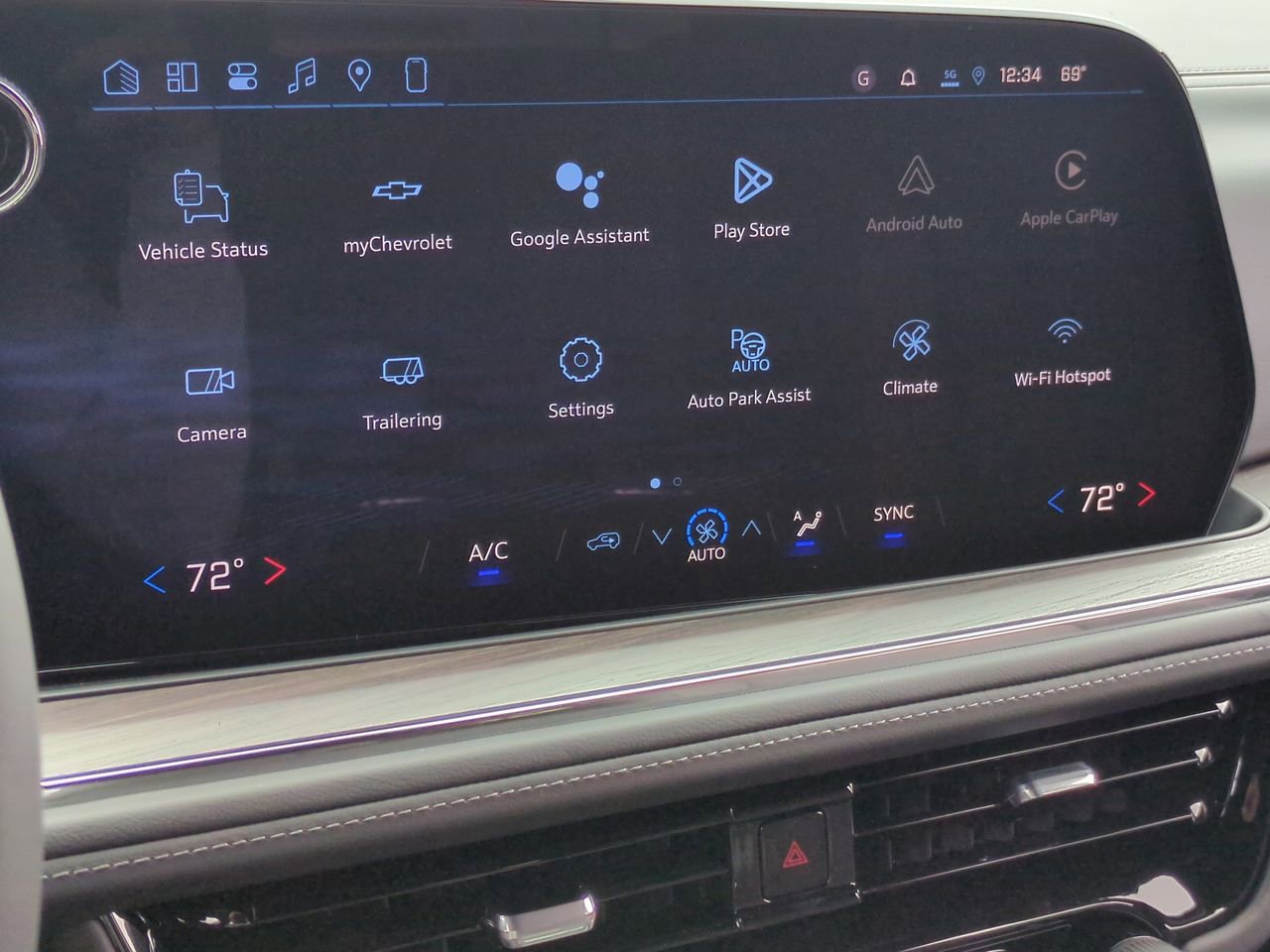 New 2026 Chevrolet Suburban LS w/ LPO, Dark Essentials Package image 14