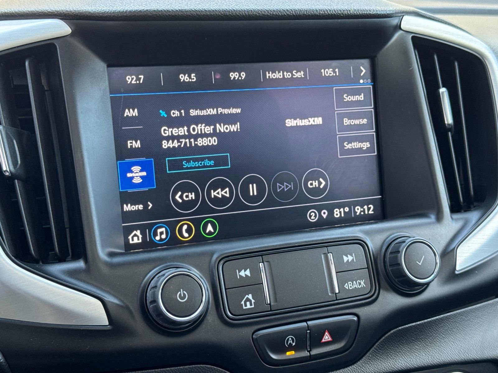 Used 2023 GMC Terrain SLE w/ Driver Convenience Package image 20