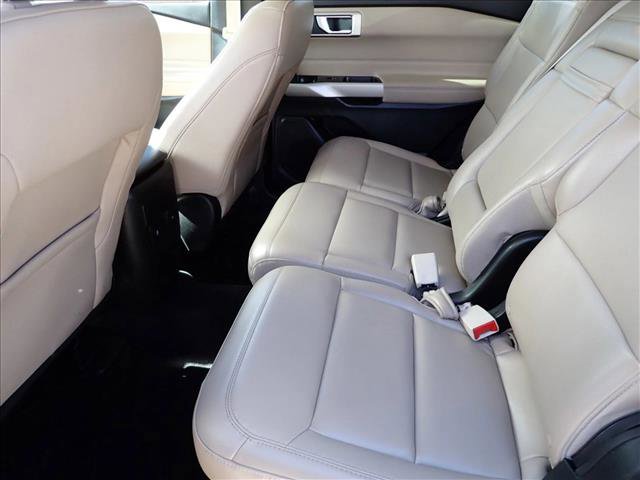 Used 2023 Ford Explorer XLT w/ Equipment Group 202A image 10