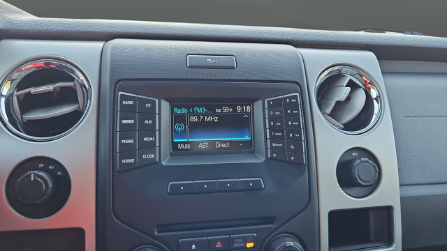 Used 2013 Ford F150 XLT w/ Luxury Equipment Group AWD/4WD image 16