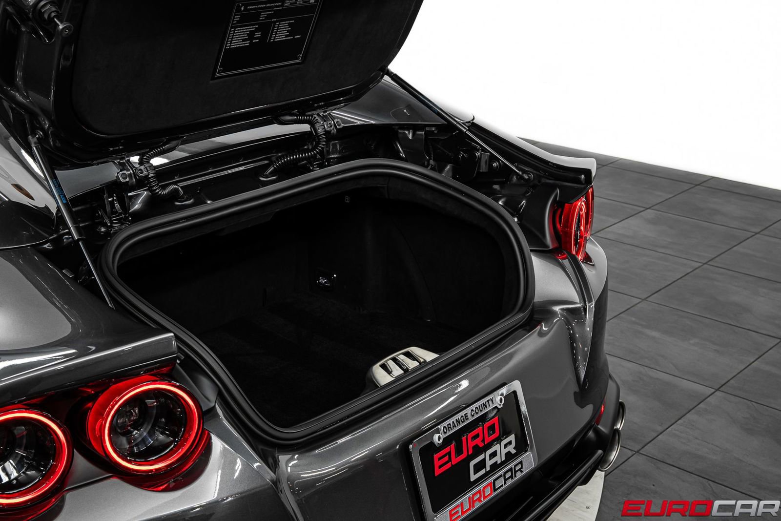 Used 2021 Ferrari 812 GTS RWD image 20