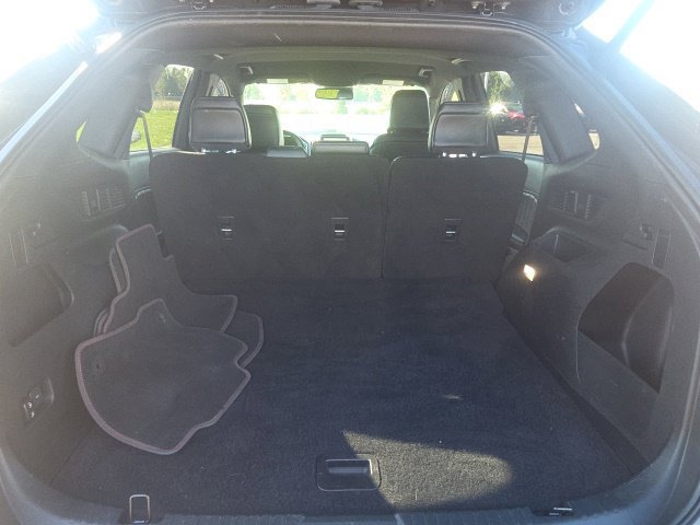 Used 2021 Ford Edge ST-Line FWD image 10