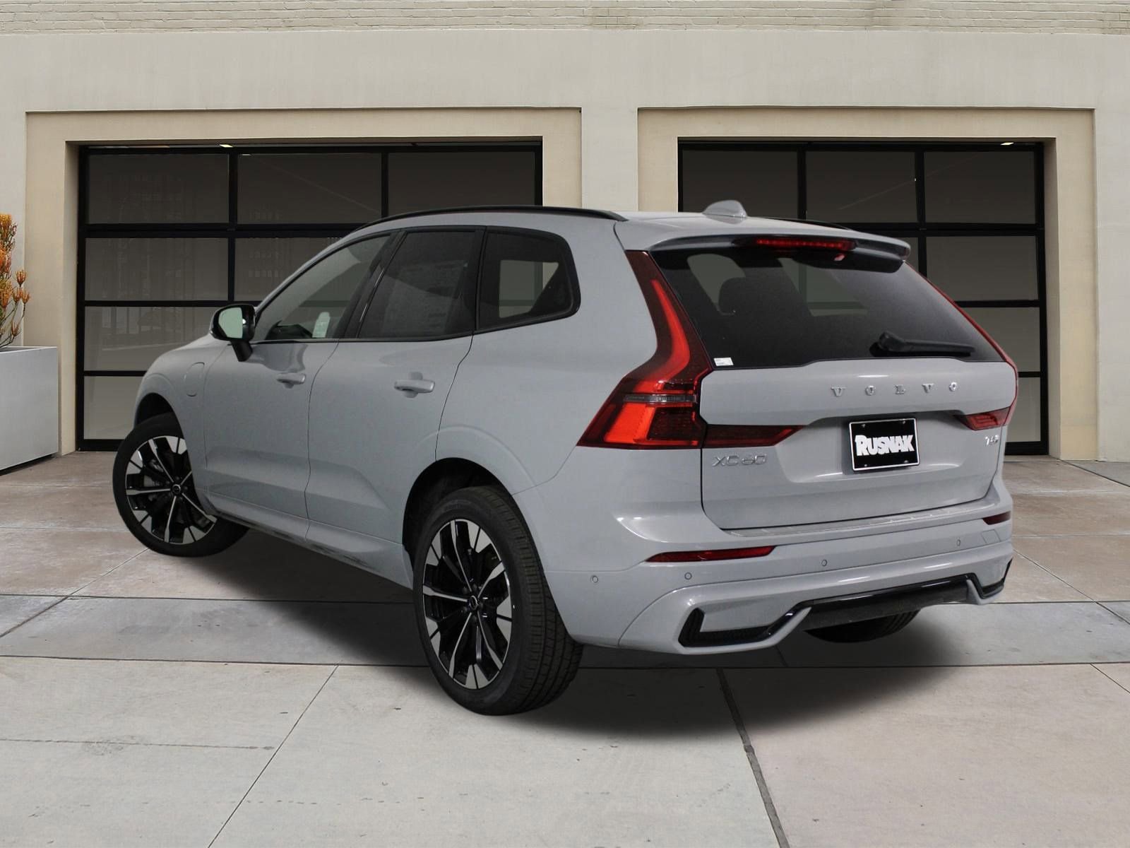 New 2026 Volvo XC60 T8 Plus w/ Protection Package Premier image 3