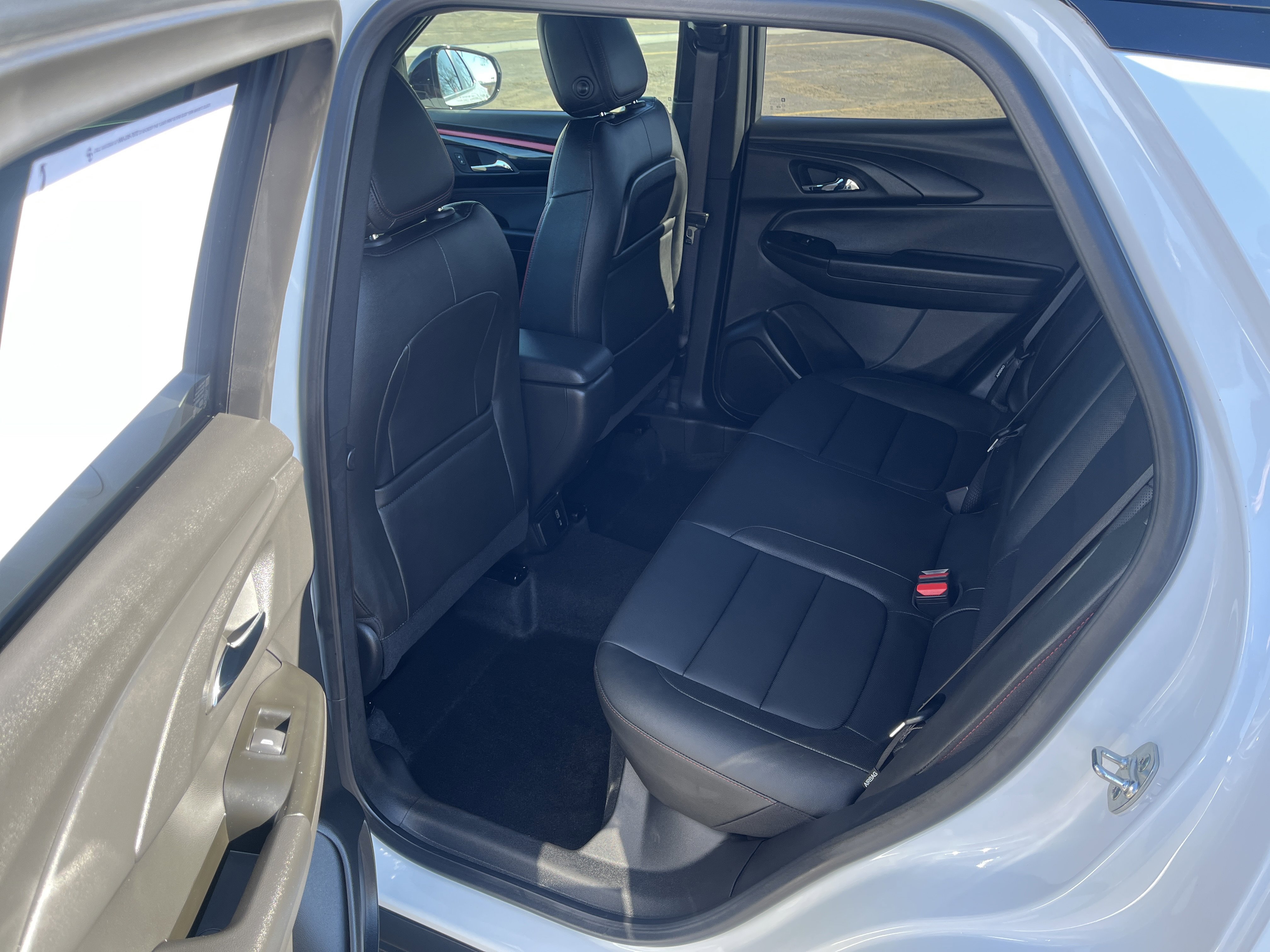 Used 2024 Chevrolet TrailBlazer RS w/ Convenience Package image 13