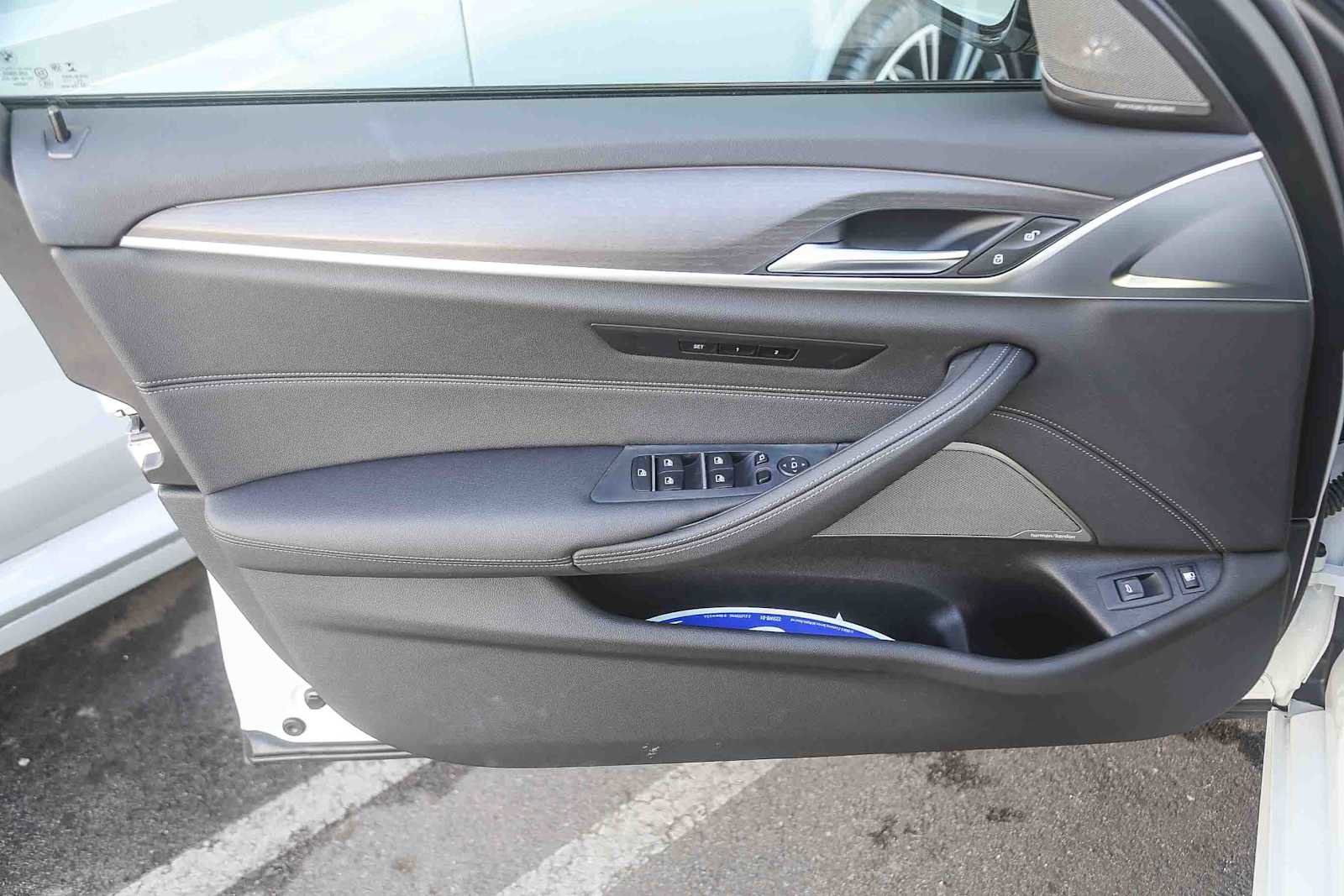 Certified 2023 BMW 530e w/ M Sport Package image 17