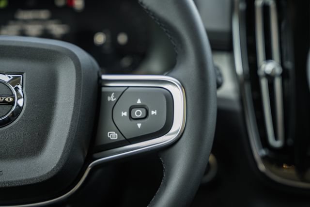 New 2026 Volvo XC40 B5 Plus w/ Climate Package AWD/4WD image 30