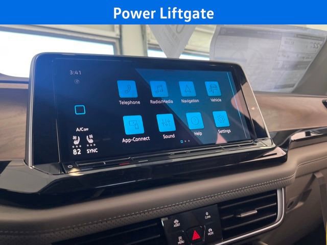 New 2025 Volkswagen Atlas SE FWD image 8