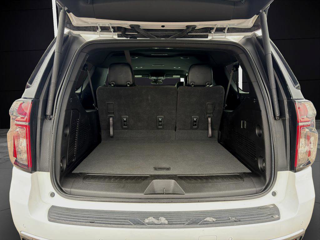 Used 2023 Chevrolet Suburban LT image 21