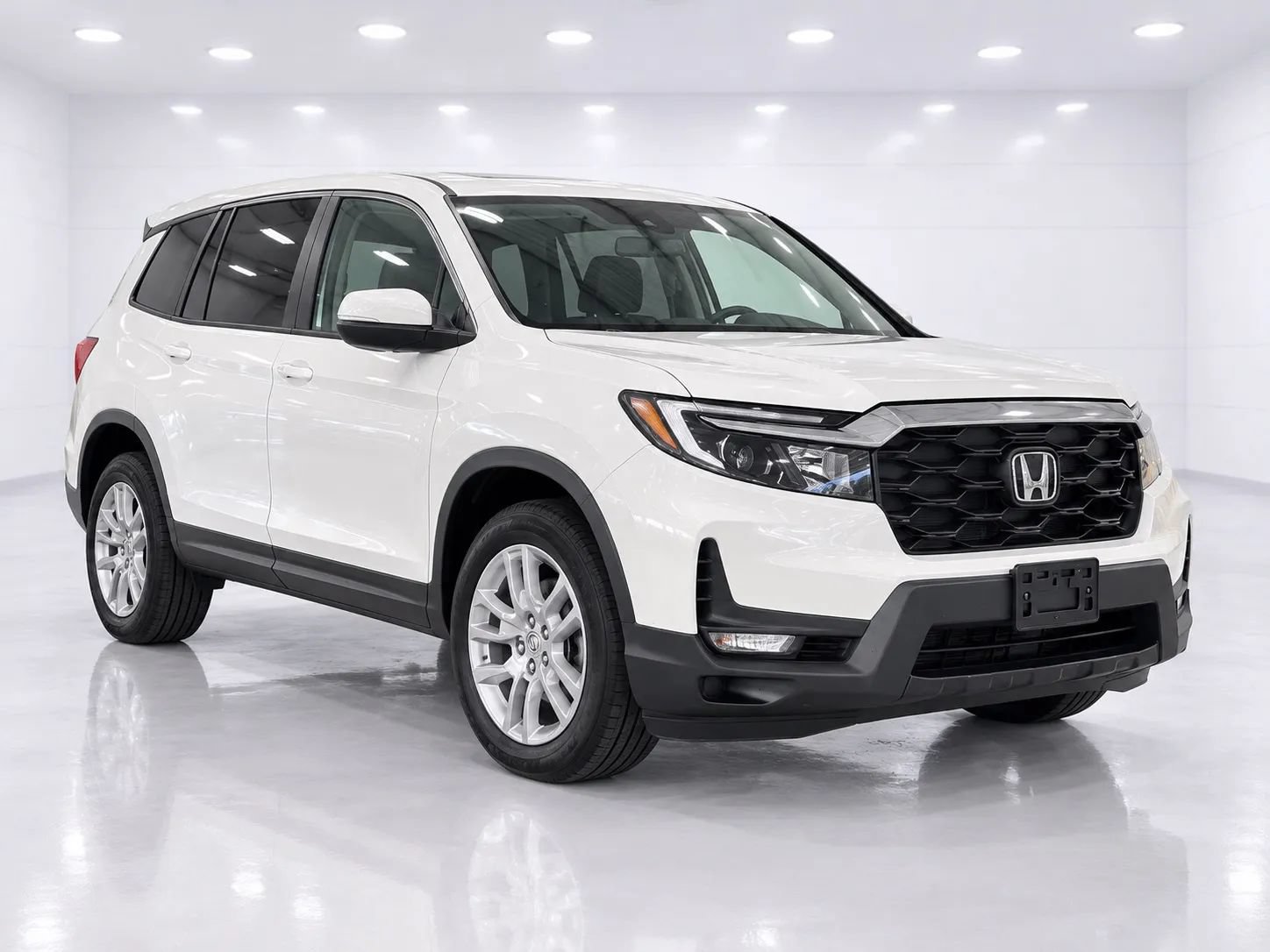 Used 2025 Honda Passport EX-L image 7