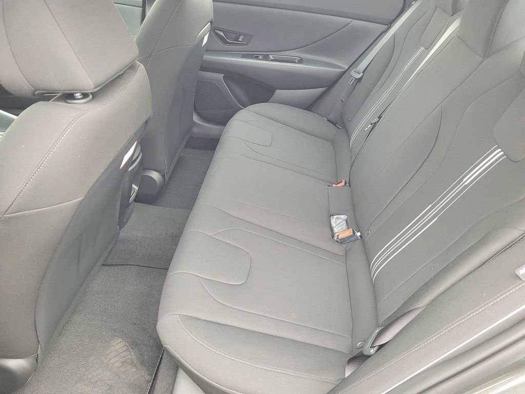 New 2026 Hyundai Elantra Sport image 9