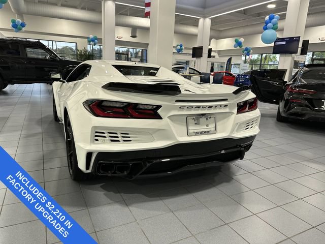 Used 2025 Chevrolet Corvette E-Ray AWD/4WD image 32