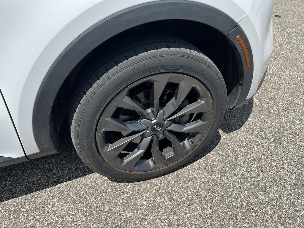 Used 2021 Kia Sorento EX w/ EX AWD X-Line Package image 10