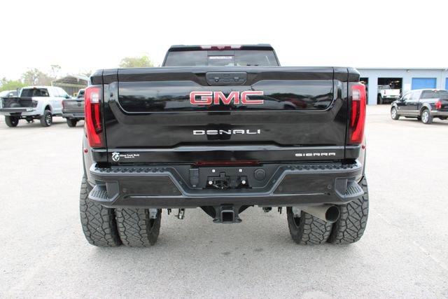 Used 2024 GMC Sierra 3500 Denali w/ Denali Reserve Package image 9