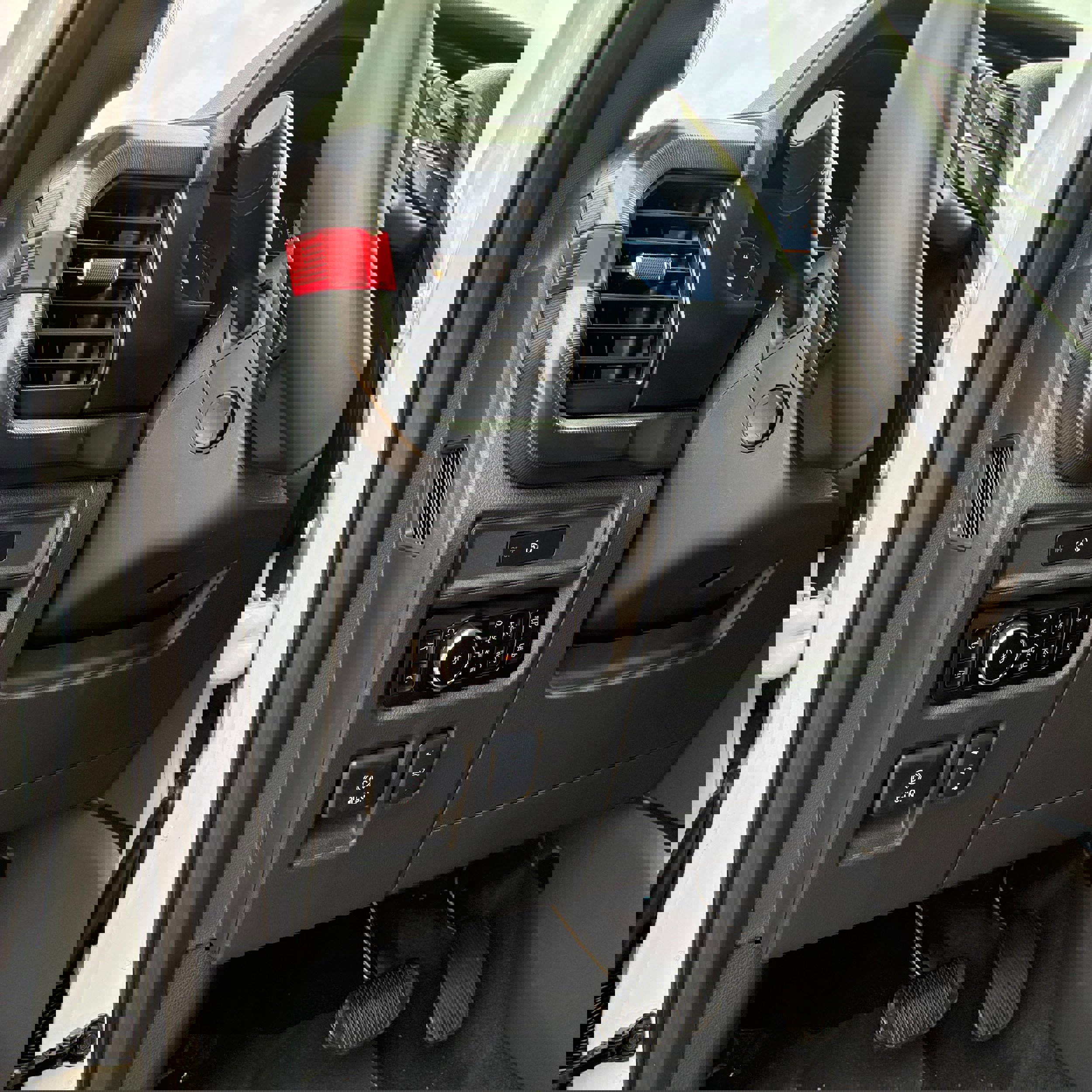 New 2025 Ford F150 Raptor image 40