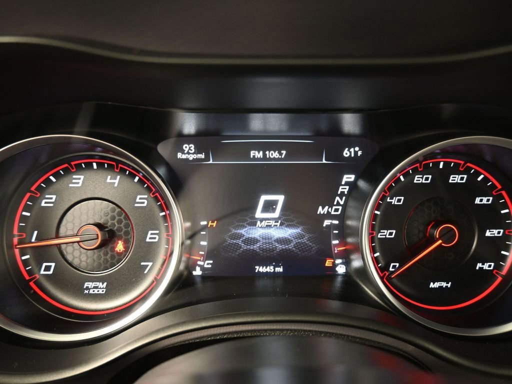 Used 2019 Dodge Charger SXT image 27