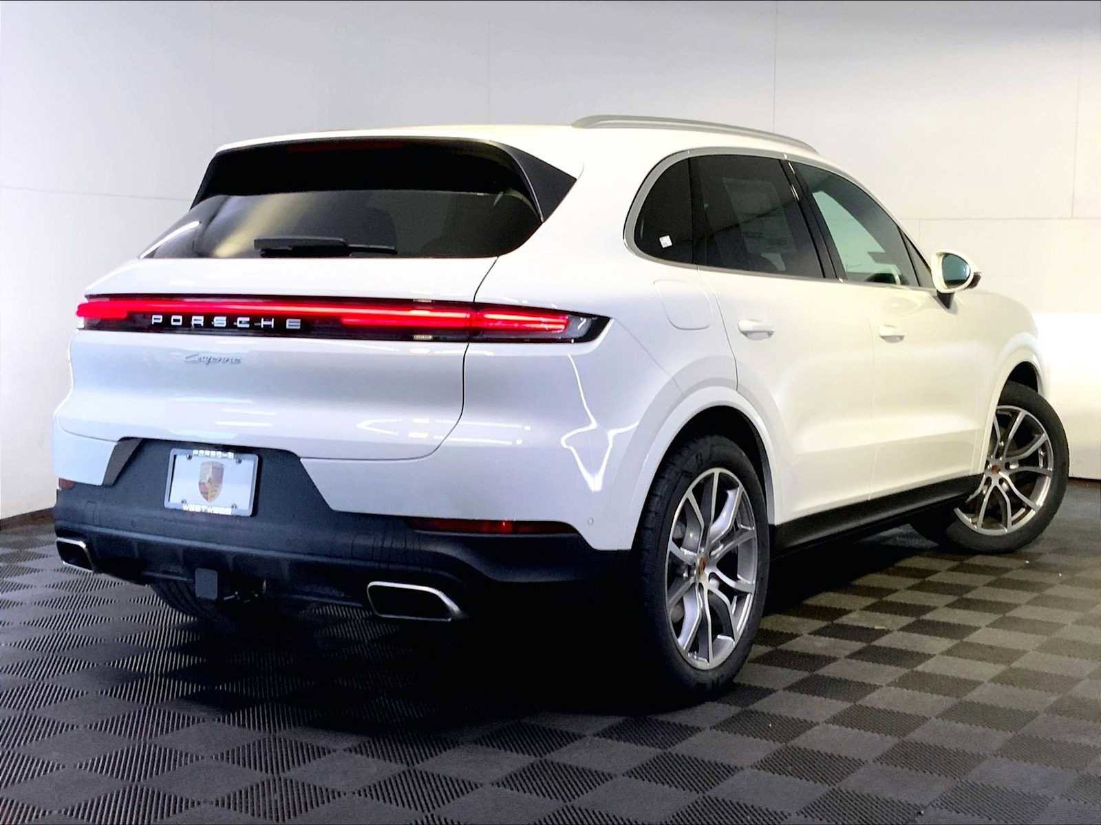 New 2026 Porsche Cayenne image 7