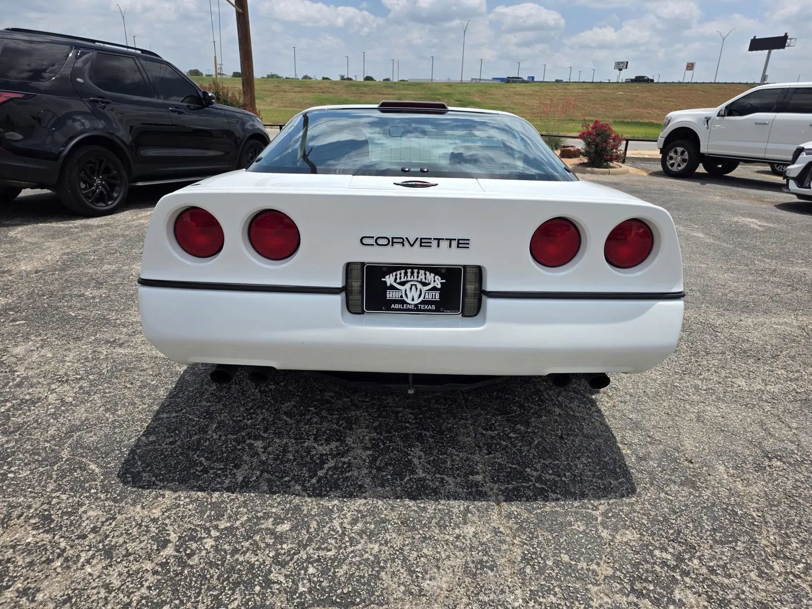 Used 1989 Chevrolet Corvette Coupe RWD image 6