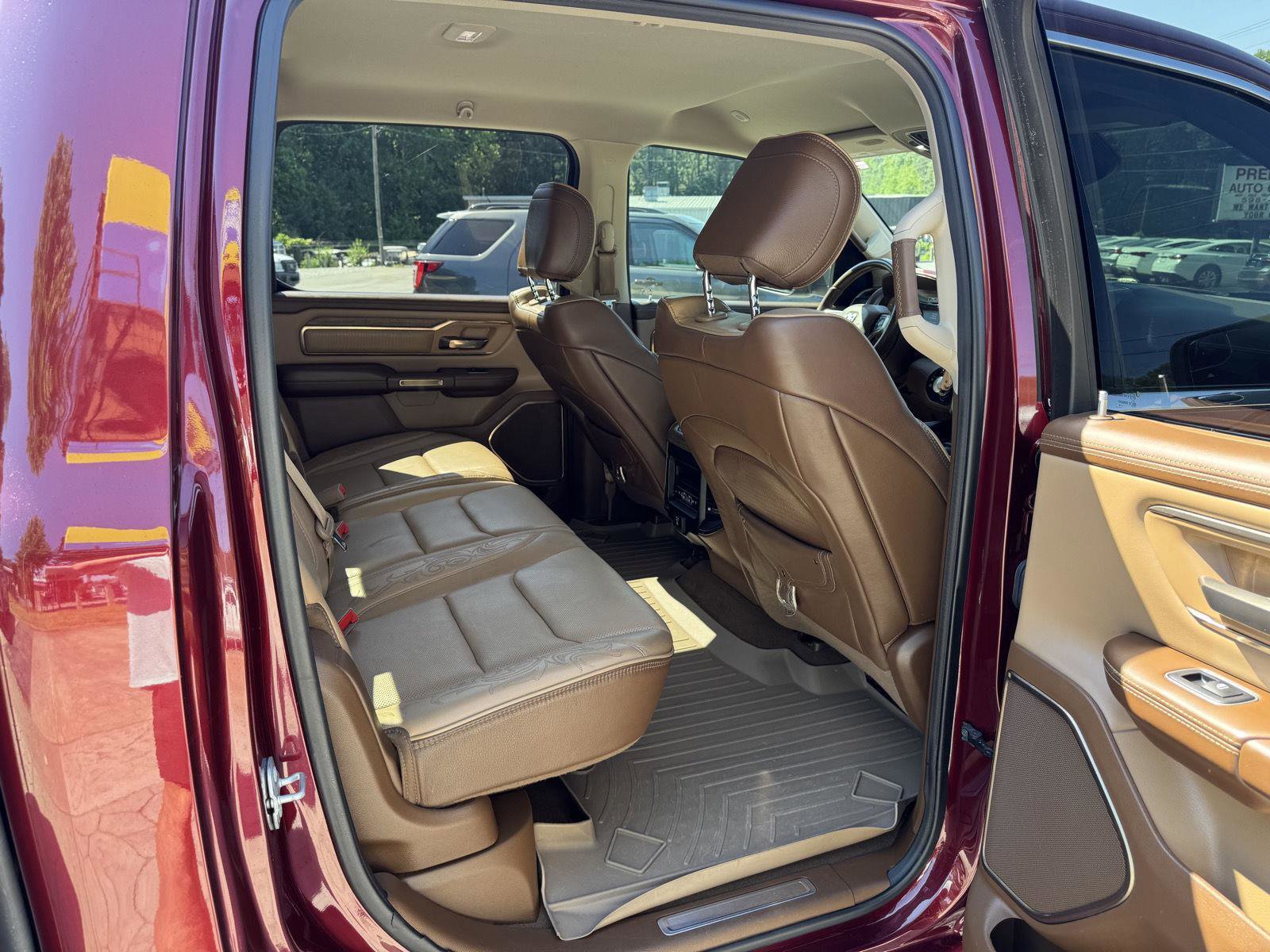 Used 2019 RAM 1500 Limited AWD/4WD image 14