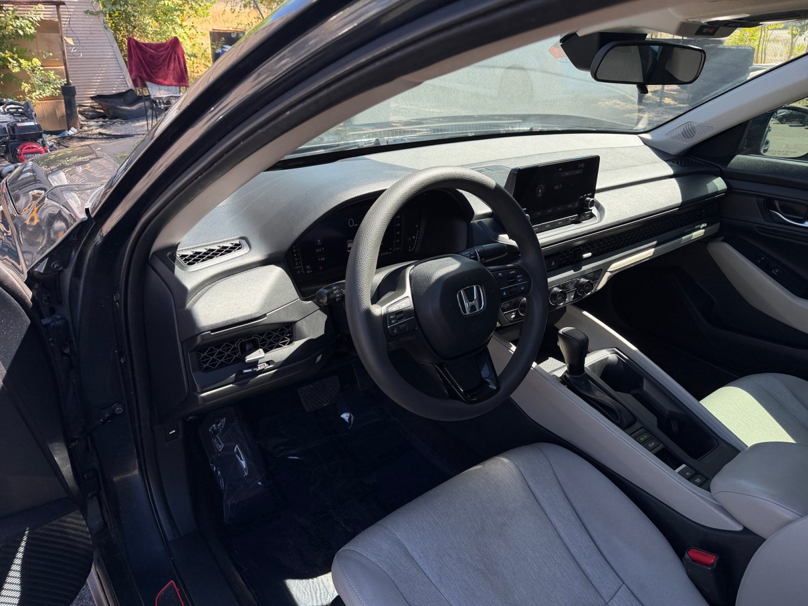 Used 2023 Honda Accord EX image 18