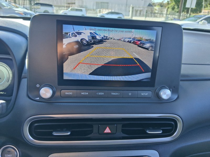 Used 2022 Hyundai Kona SEL w/ Convenience Package FWD image 16