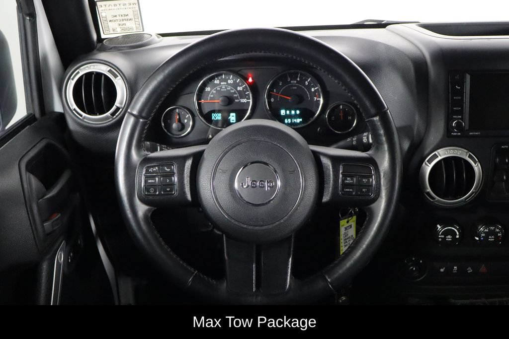 Used 2017 Jeep Wrangler Unlimited Rubicon w/ Connectivity Group AWD/4WD image 7