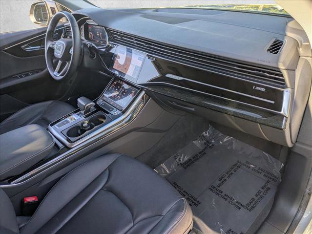 Used 2019 Audi Q8 Premium Plus w/ Premium Plus AWD/4WD image 22
