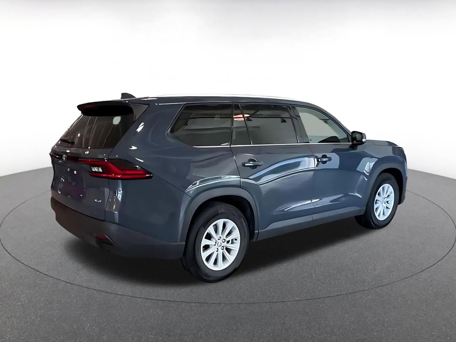 Used 2025 Toyota Grand Highlander FWD image 15