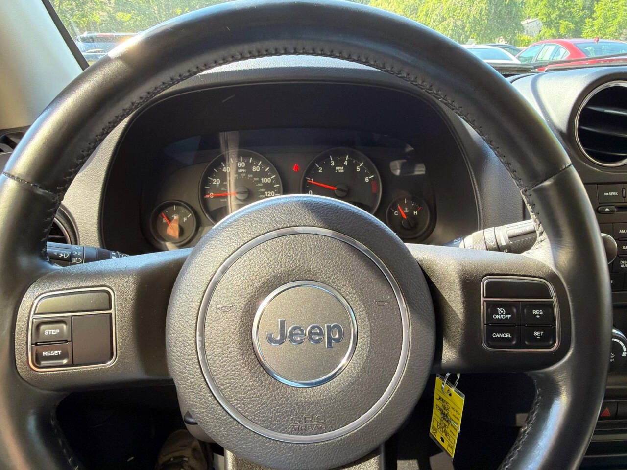 Used 2011 Jeep Compass Latitude AWD/4WD image 18