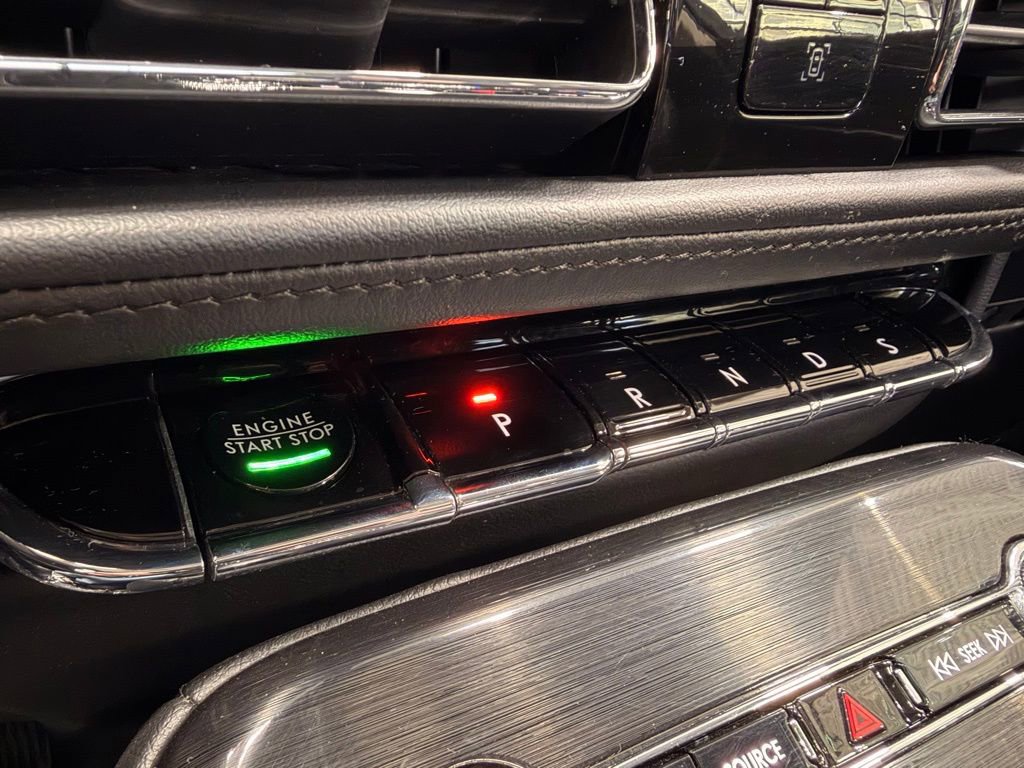 Used 2023 Lincoln Nautilus Reserve AWD/4WD image 33