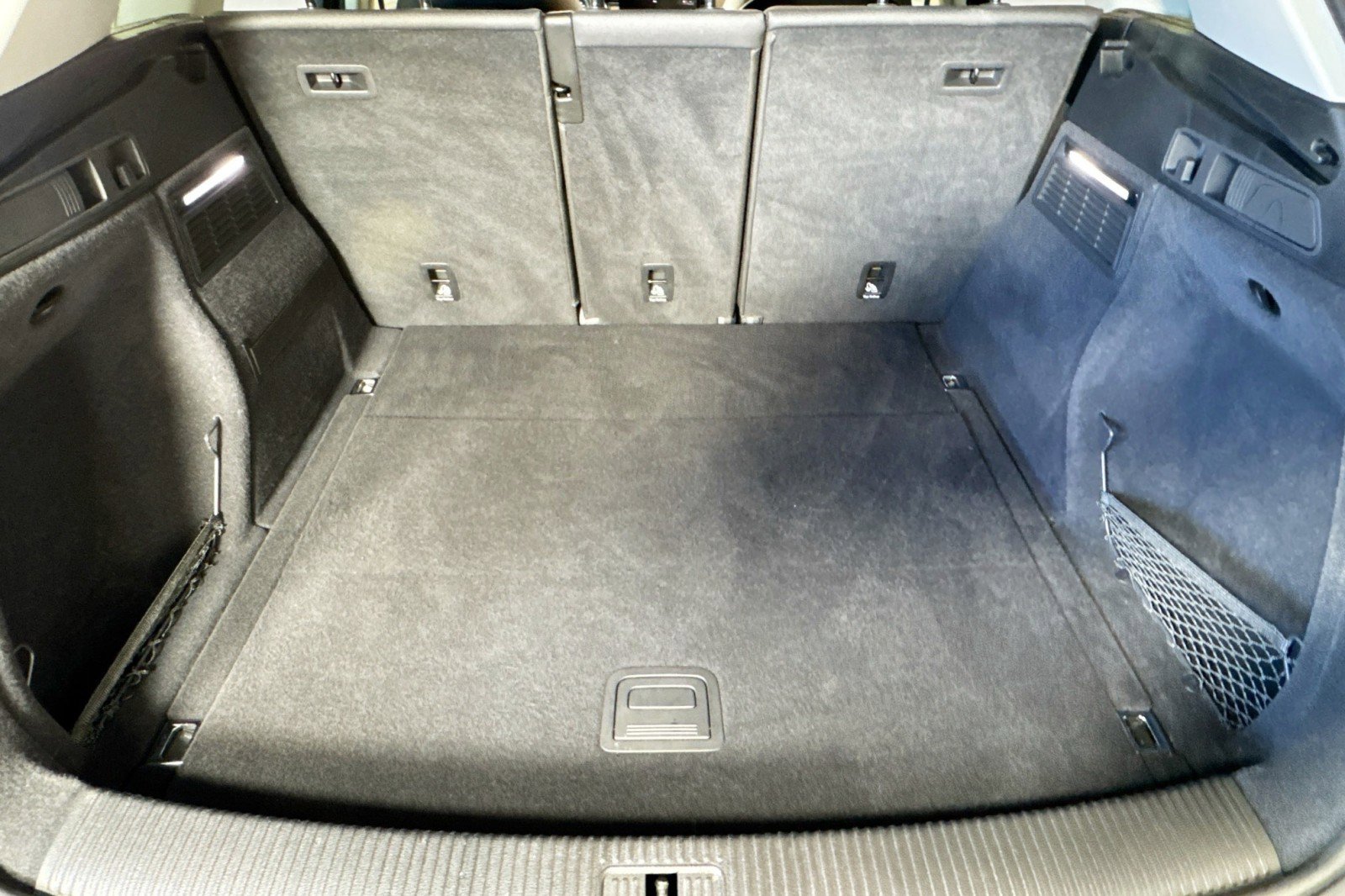 Used 2022 Audi Q5 2.0T Premium w/ Convenience Package image 25