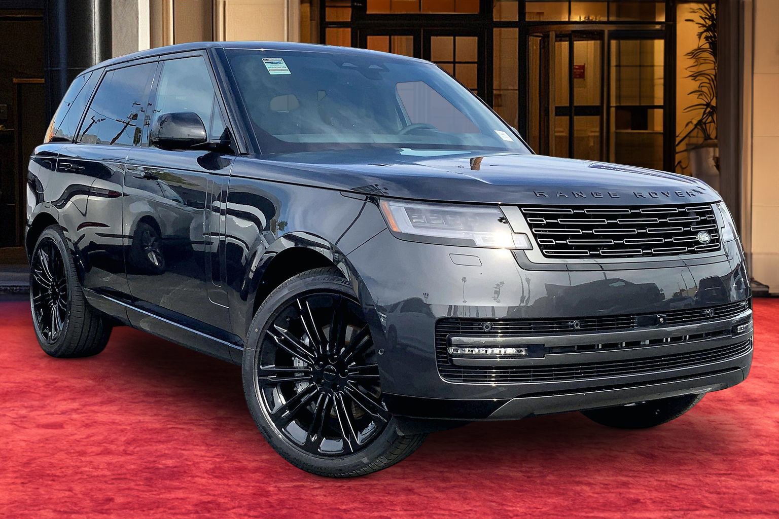 New 2026 Land Rover Range Rover SE image 17